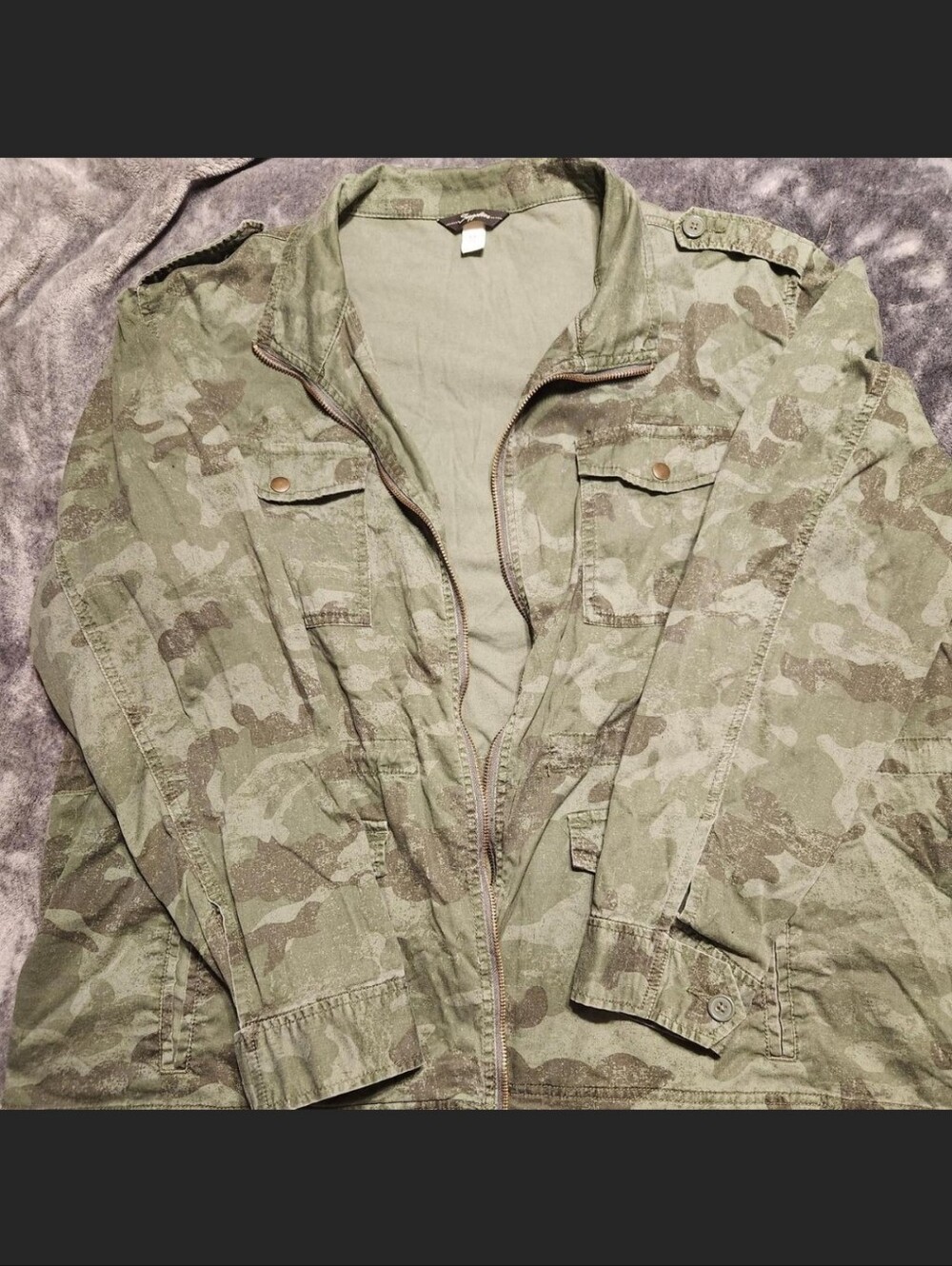 Women's Camo Field Jacket - Olive Green
